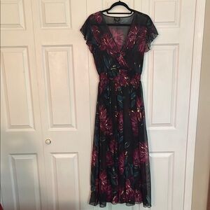 Black and Pink Flutter Sleeve Maxi Dress with Gold Details SZ 8